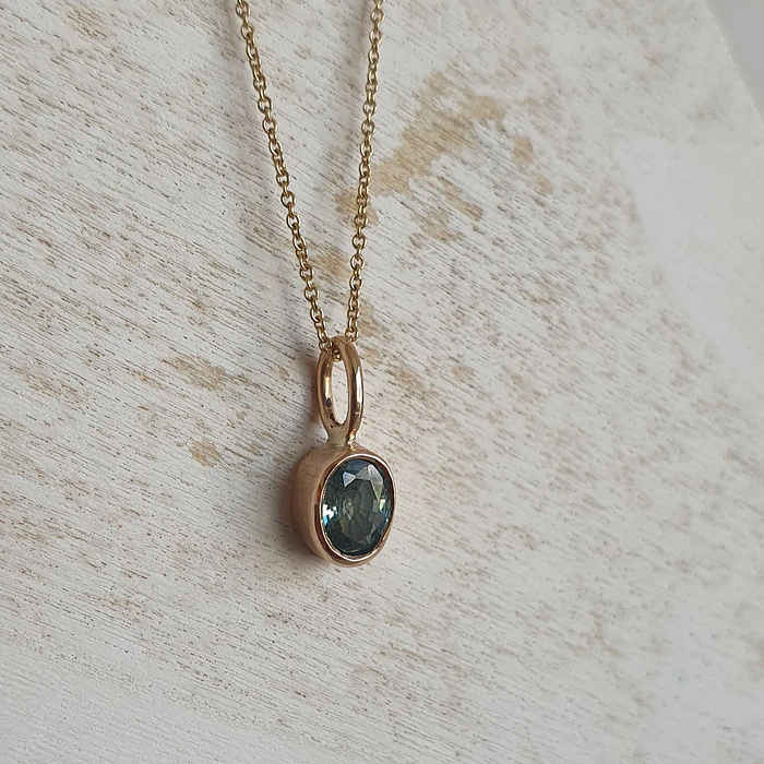 Zircon Celeste intenso 3