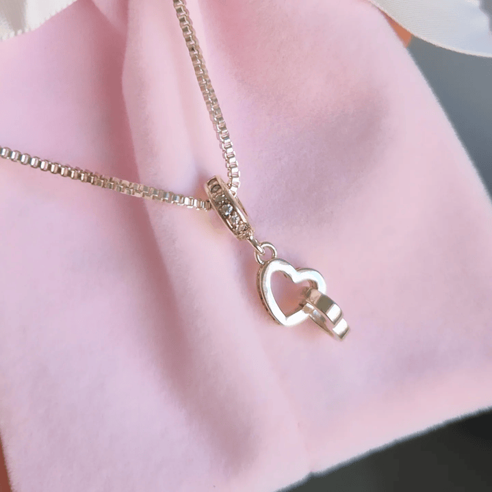 Collar corazones unidos 1