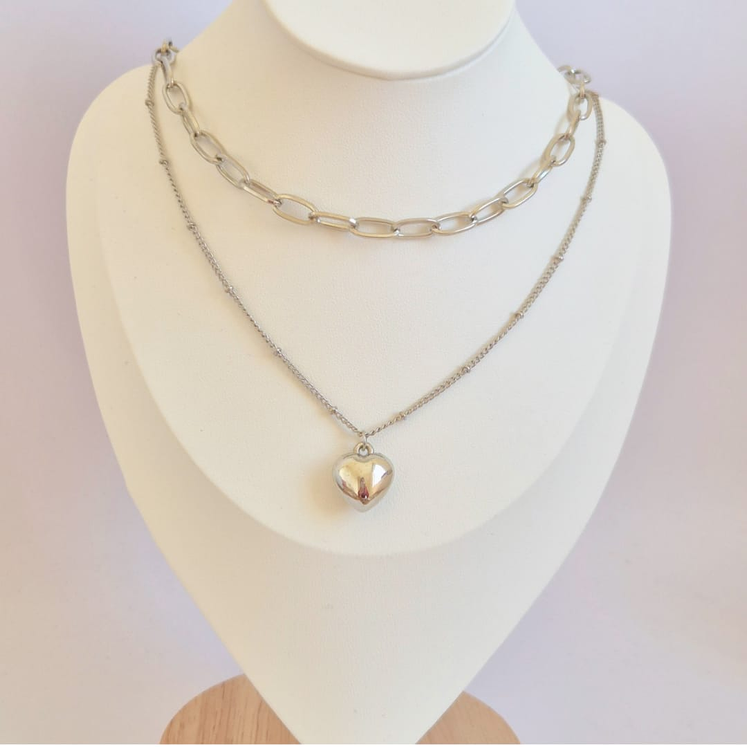Collar Corazón Plateado 1