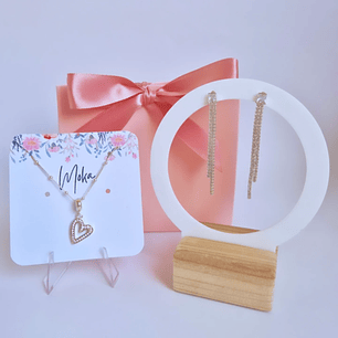 Corazón y aros colgantes