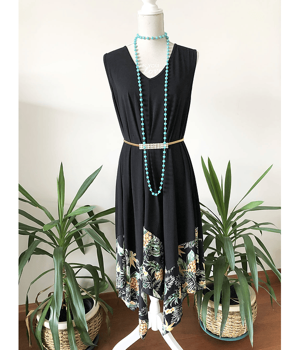 Vestido con ruedo en puntas