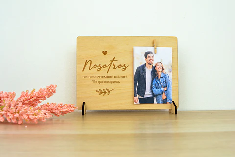 Marco Personalizado Nosotros