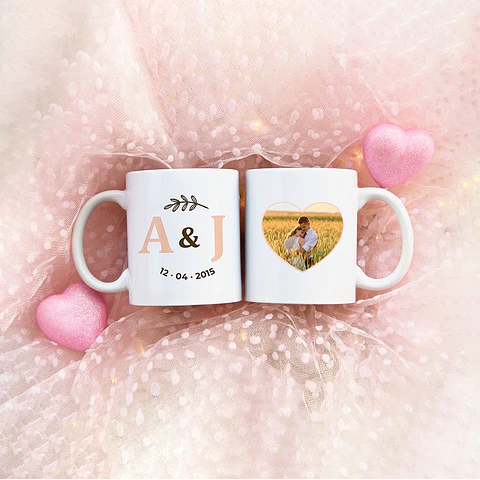 Taza enamorados iniciales