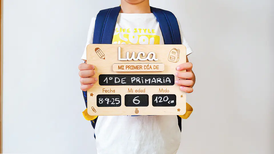 Pizarra mi primer día de cole 1