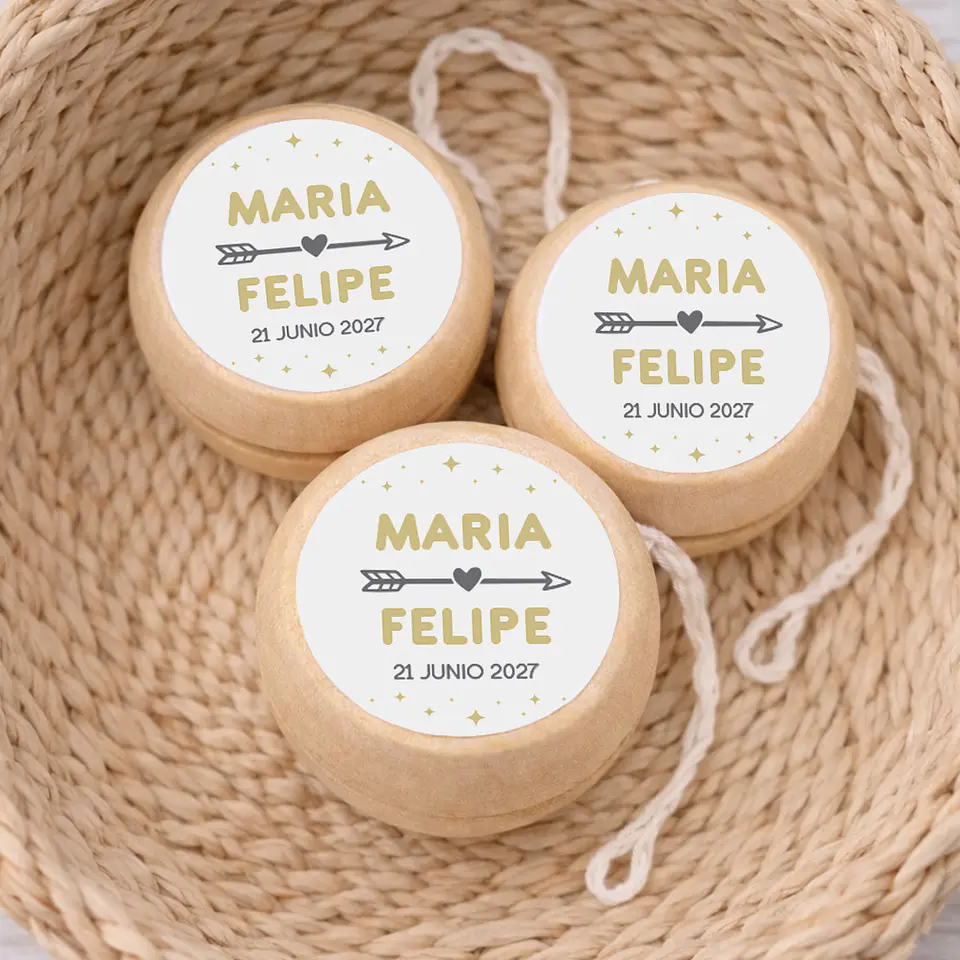 Yoyos con adhesivo personalizado para bodas 2