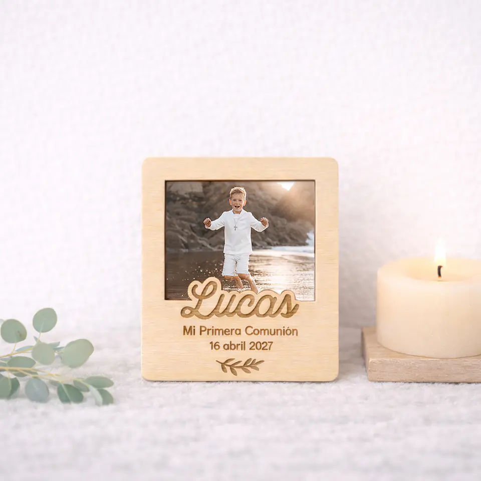 Polaroid de madera personalizada con imán 1