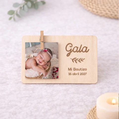 Portafotos de madera personalizado con imán y pinza