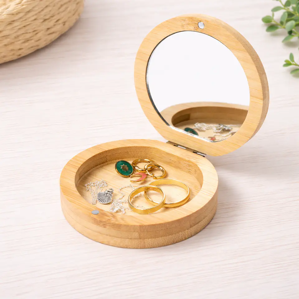 Joyero grabado con espejo interior 2