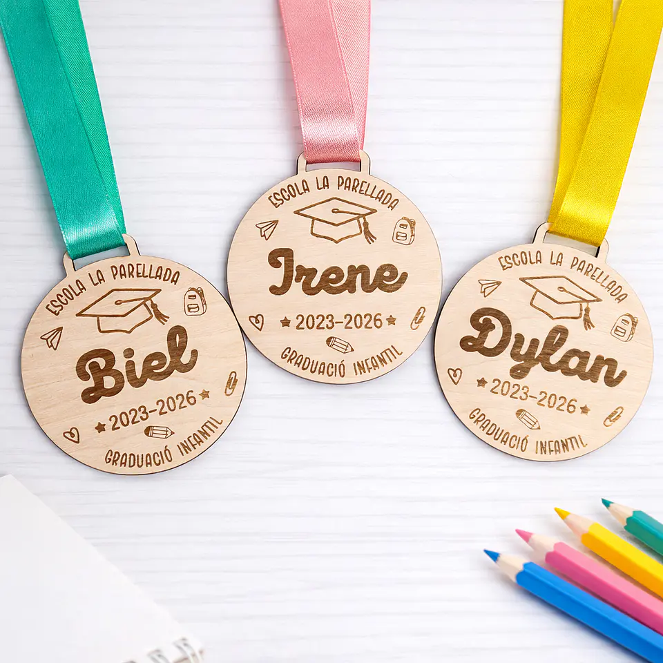 Medallas infantiles para graduaciones escolares grabadas 3