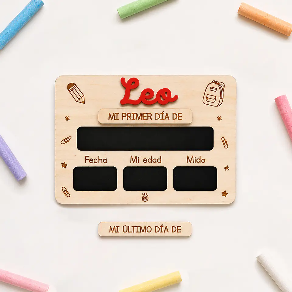 Pizarra mi primer día de cole - Nombre en metacrilato de color 7