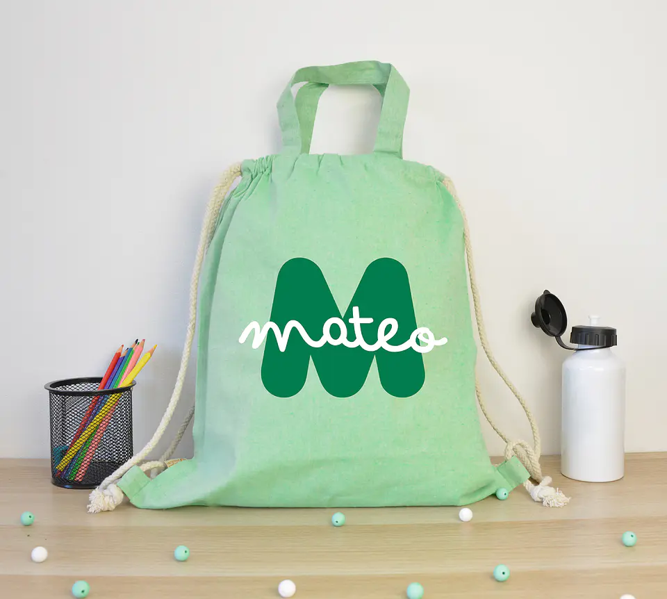 Mochila de cuerdas personalizada con inicial para el cole 3