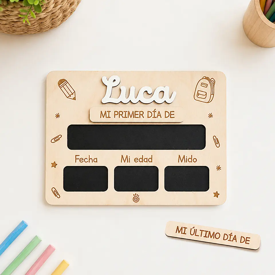 Pizarra mi primer día de cole - Nombre en madera blanca 2
