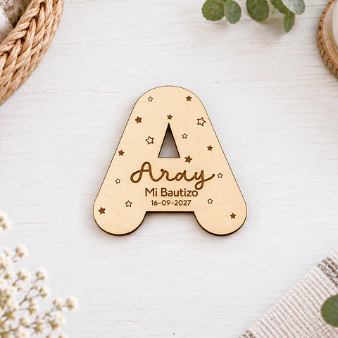 Inicial madera con imán