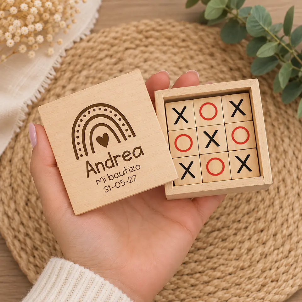Cajita con 3 en Raya de madera personalizado 1