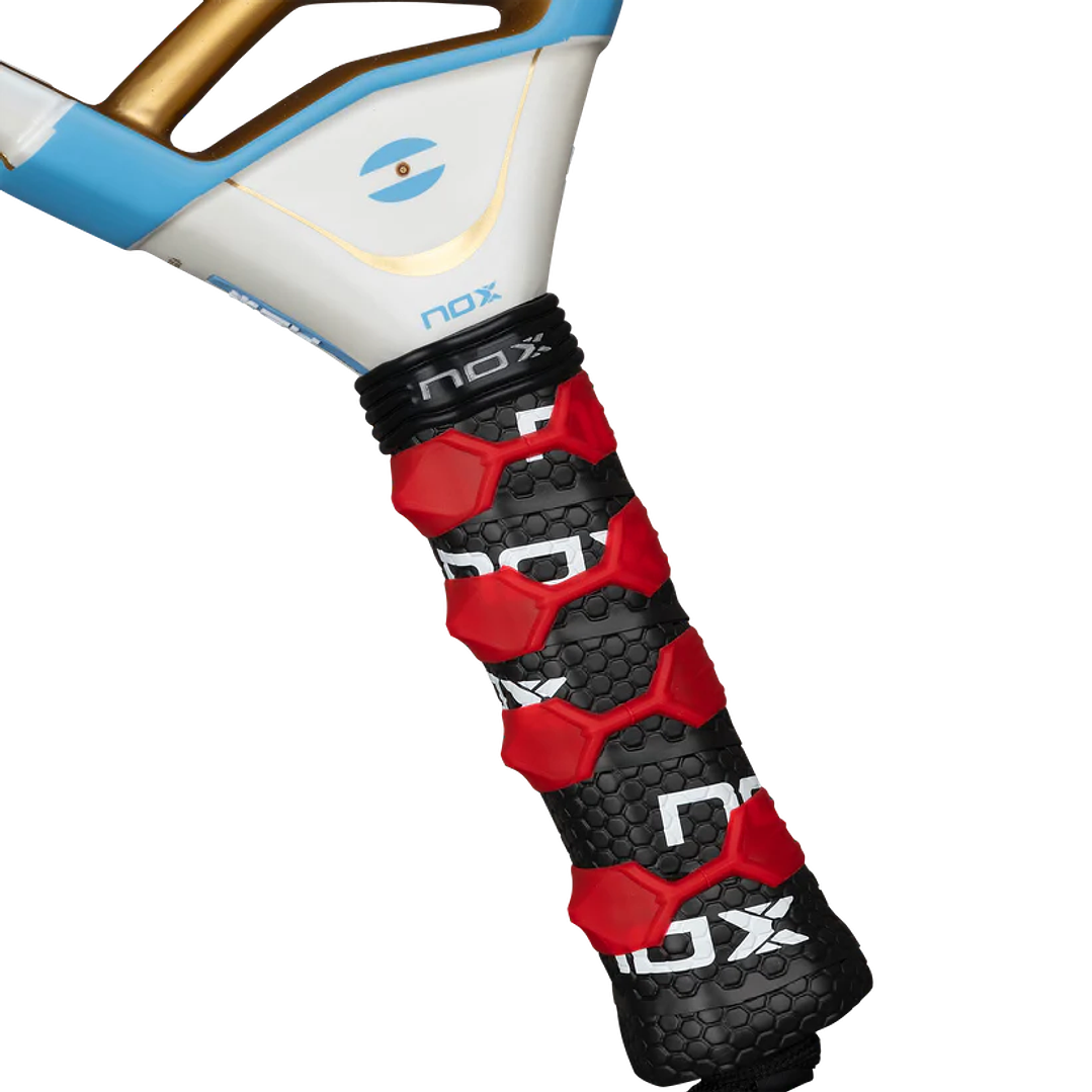 Pala Padel Nox AT10 Luxury Genius 18K Alum Buenos Aires Exclusive Edition 2026 + Overgrip + Protector + Llavero 3