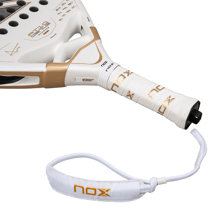 Pala de Padel Nox AT10 Genius 12K Alum XTREM 2026 12
