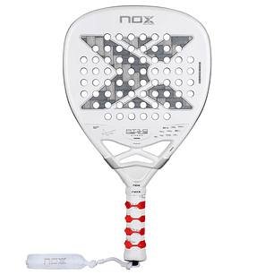 Pala de Padel Nox AT10 Genius Attack 12K Alum XTREM 2026