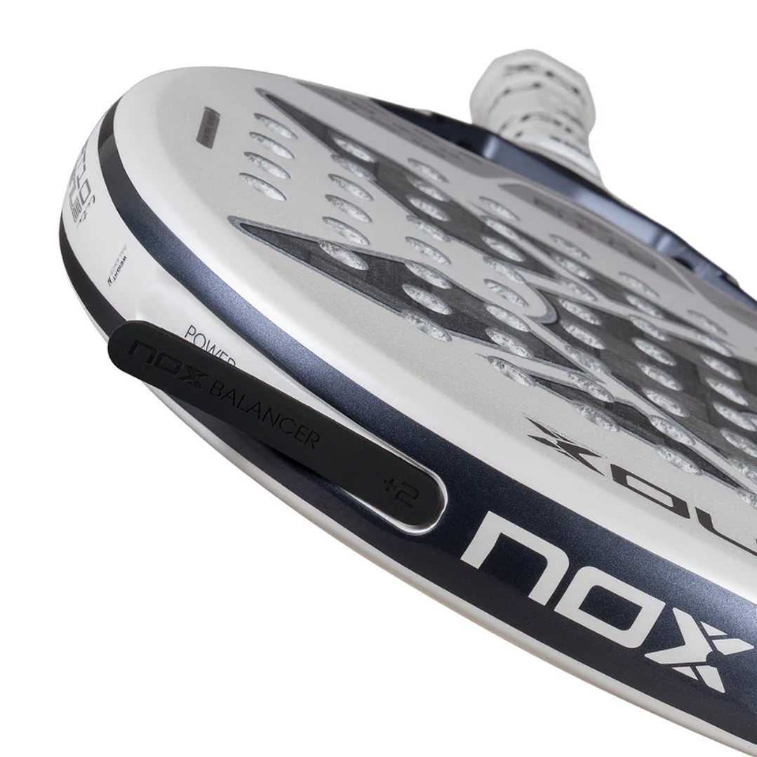 Pala de Padel Nox AT10 Genius 12K Alum XTREM Lite 2026 8