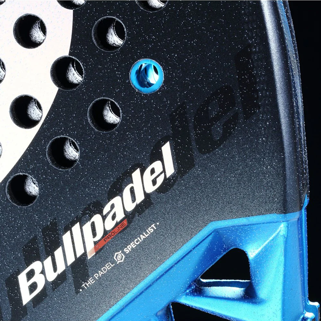 PALA DE PADEL BULLPADEL VERTEX 05 CMF 26 7