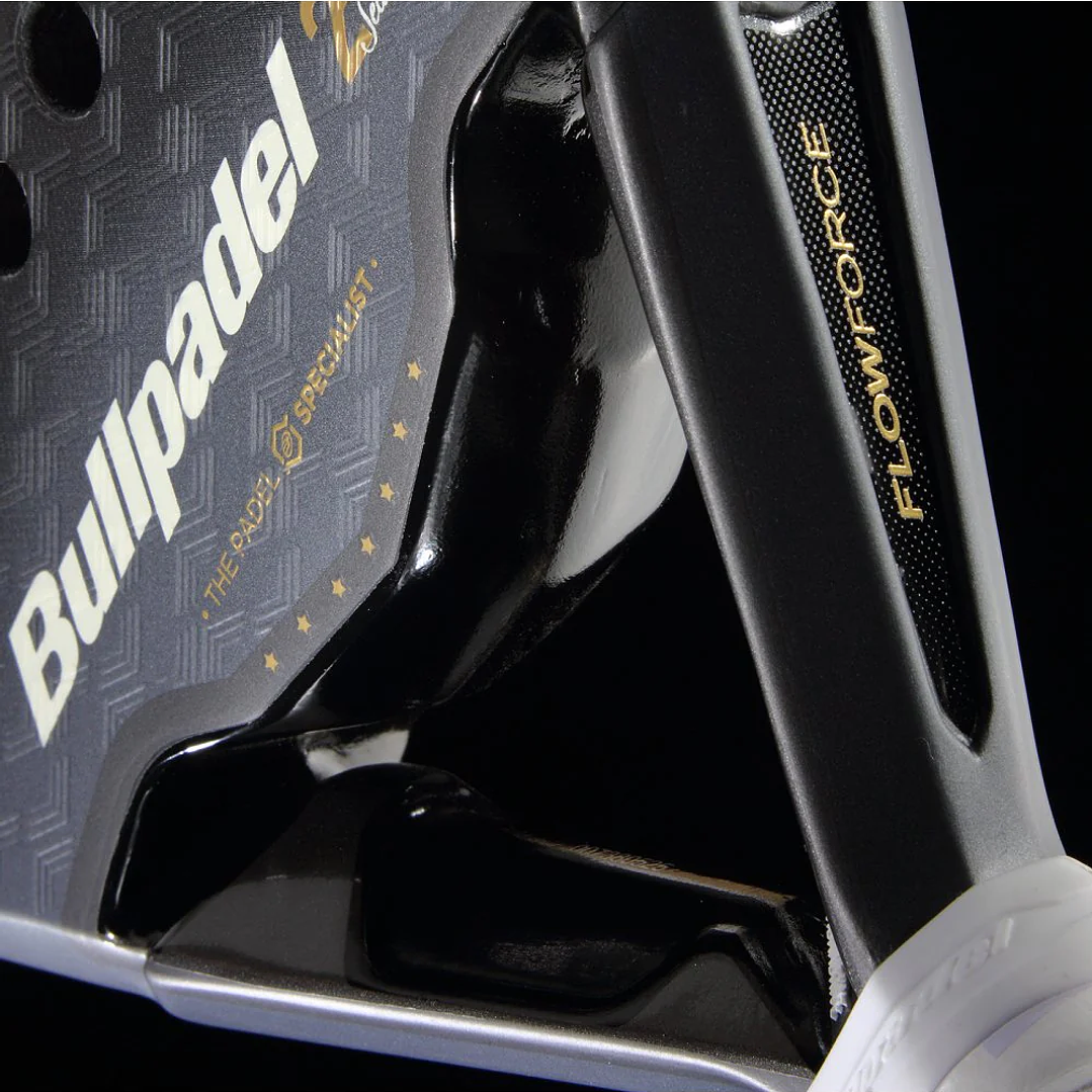 PALA DE PADEL BULLPADEL FLOW LEGEND 26 7