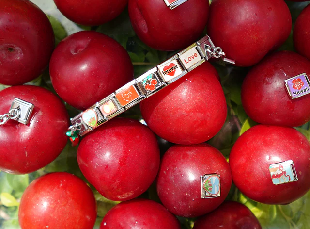  CHERRY CHARMS