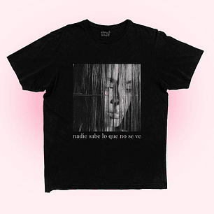 Polera Tini 'nadie sabe lo que no se ve' 
