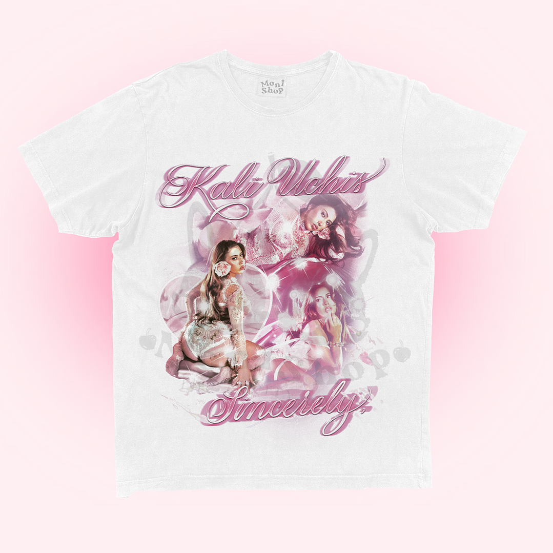 Polera Kali Uchis 'Sincerely,'  2