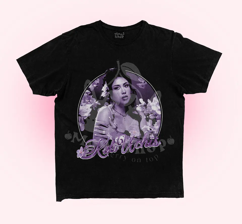 Polera Kali Uchis 'Orquideas' 1