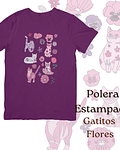 Polera de algodón Estampada Gatitos Florales
