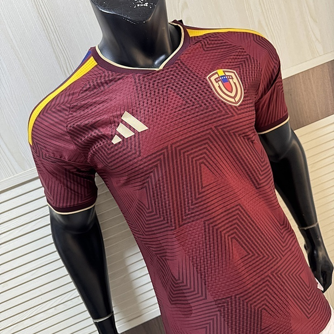 CAMISETA VENEZUELA JUGADOR - 25/26 - PRINCIPAL 2