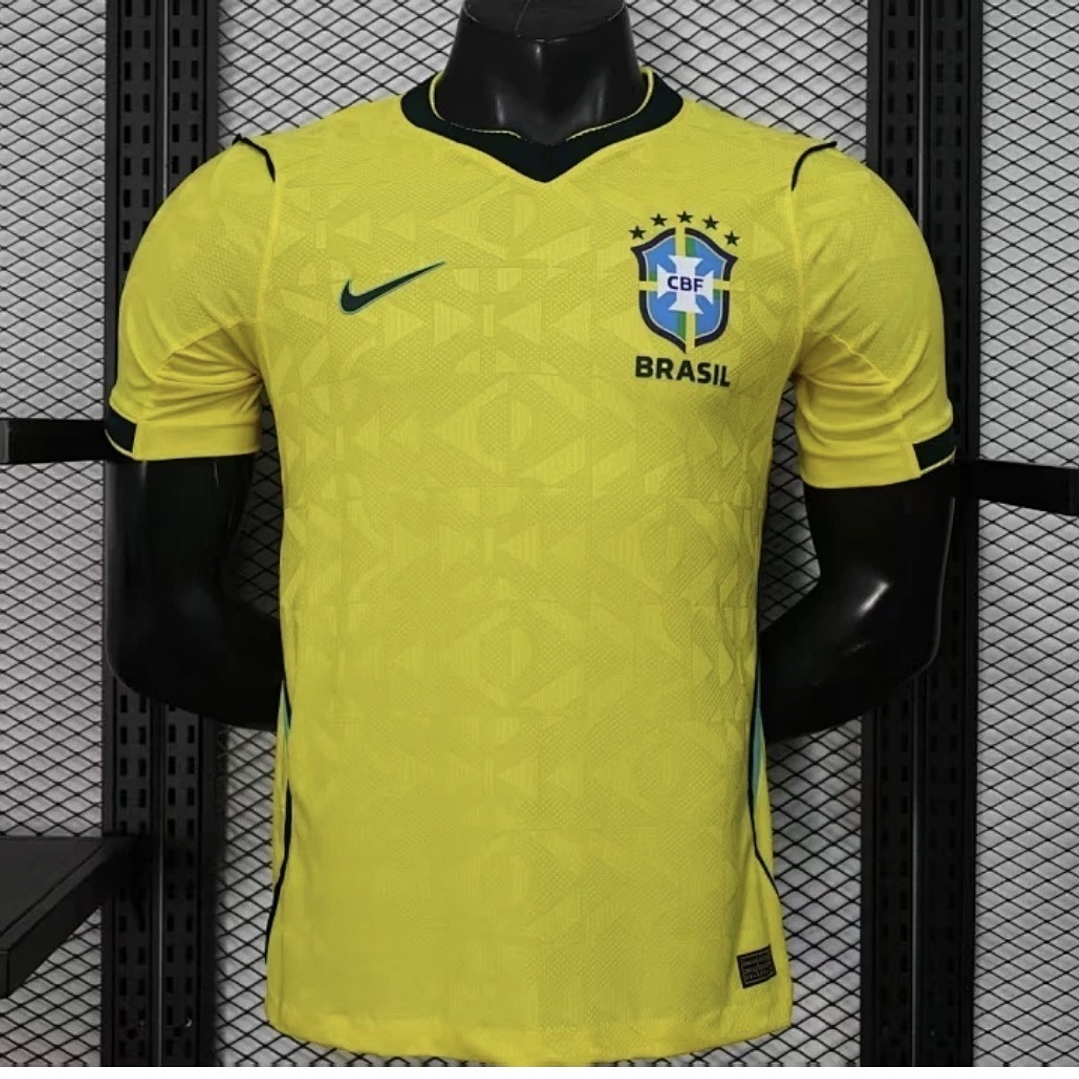 CAMISA SELEÇÃO BRASILEIRA 25/26 - brasil copa do mundo 2026 - versão jogador (SLIM FIT) - detalhe bandeira 1