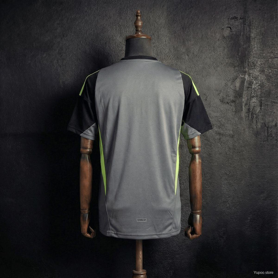 25/26 Real Madrid Goalkeeper Grey Jersey  2