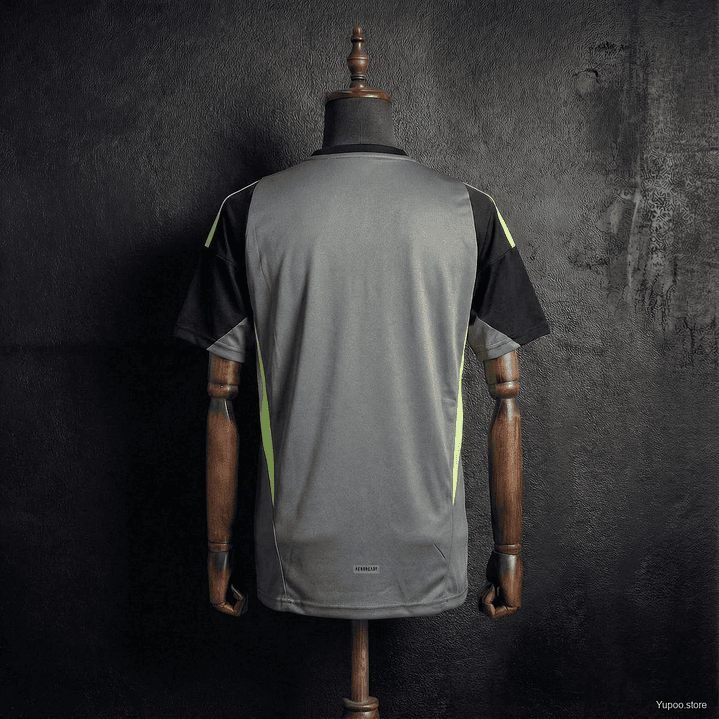 25/26 Real Madrid Goalkeeper Grey Jersey  2