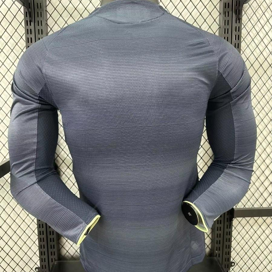 ⚪⚫ Player Version 25/26 Real Madrid Away Long Sleeve Jersey 4