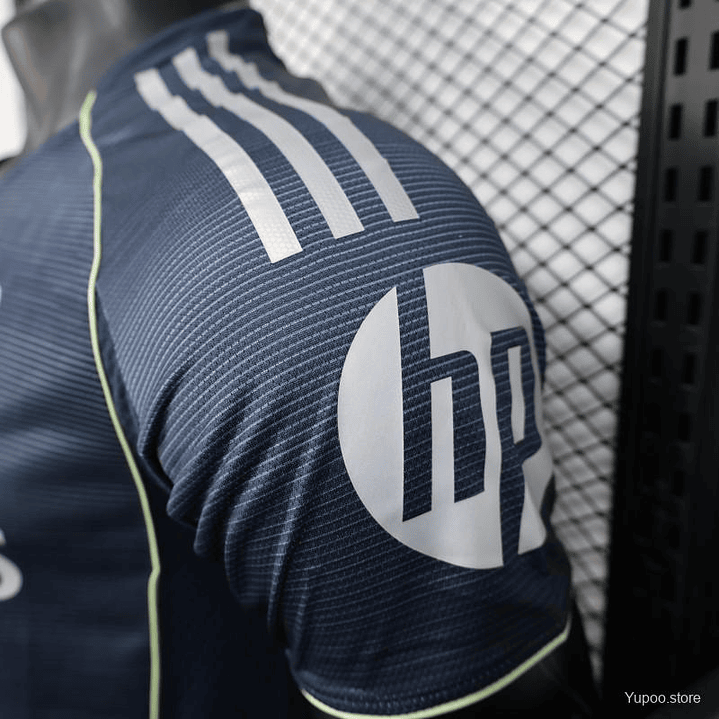 ⚪⚫ Player Version 25/26 Real Madrid Away Jersey 4