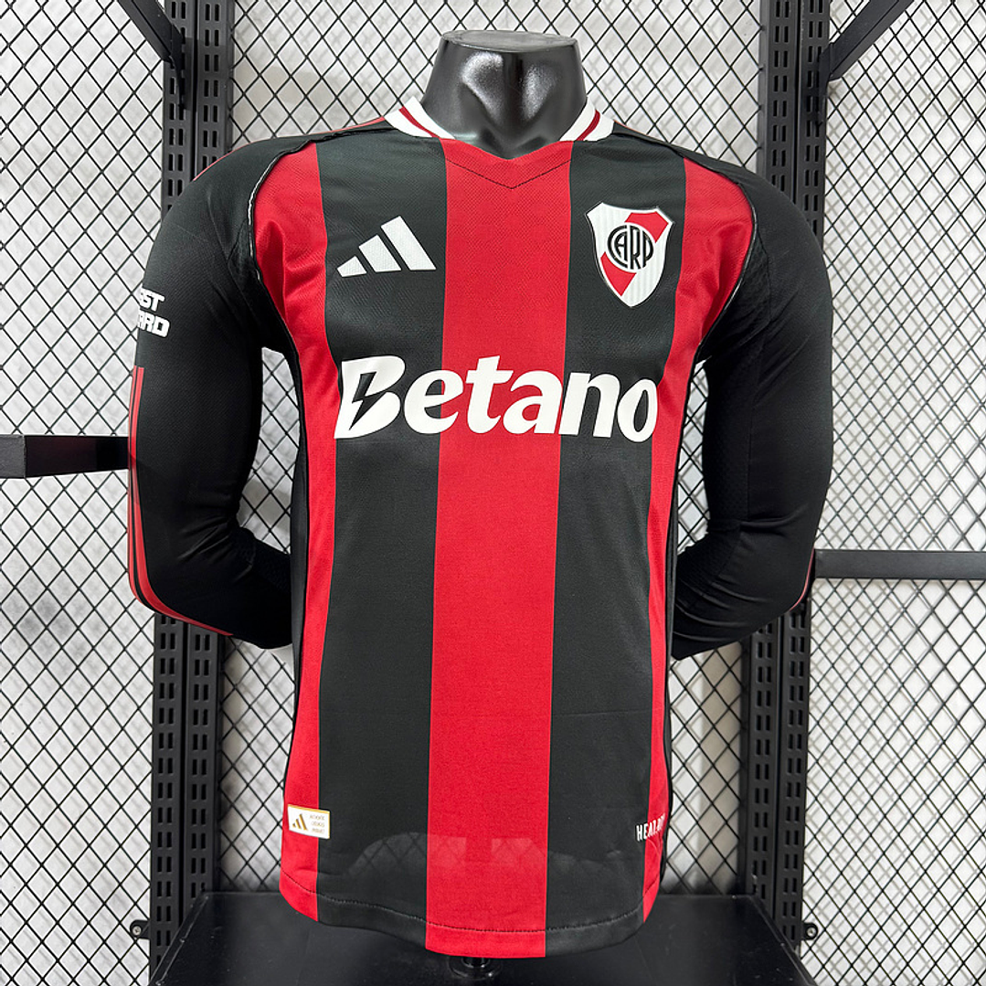 Camiseta River Plate Versión Jugador 25/26 - negra 1