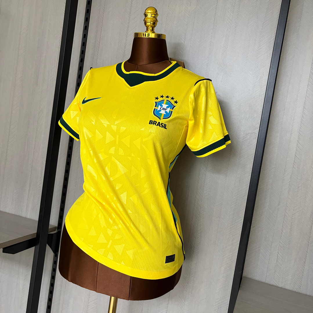 Camisa Seleção Brasileira - Brasil Feminina ano 26/27 Copa do mundo - VERSÃO BANDEIRA ALTO RELEVO 6