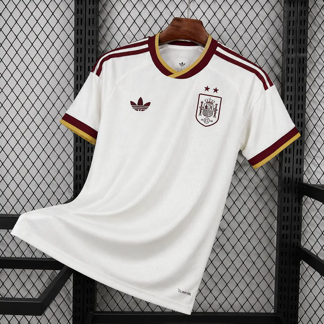 Camisa Espanha 26/27 - fora - copa do mundo  - branca - 2 estrellas  1