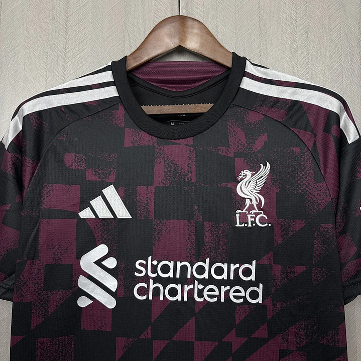 CAMISA LIVERPOOL 26/27 TERCEIRA - Preta e Grená Xadrez 4