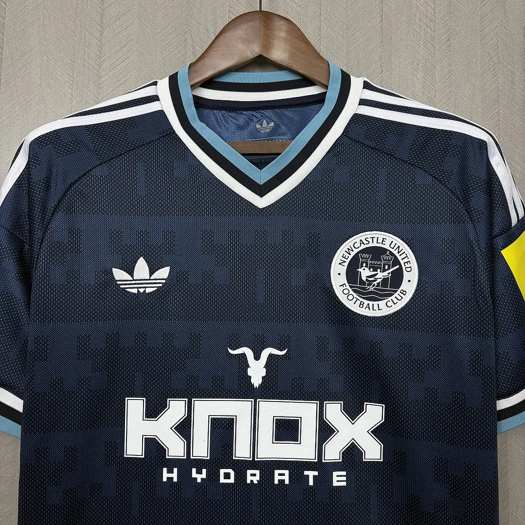 CAMISA NEWCASTLE UNITED 26/27 ALTERNATIVA - Azul-Marinho 4