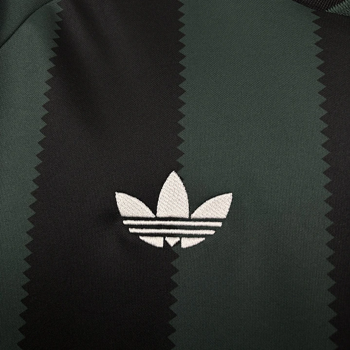 CAMISETA CELTIC FC 26/27 ALTERNATIVA - Verde e Preta Listrada 2
