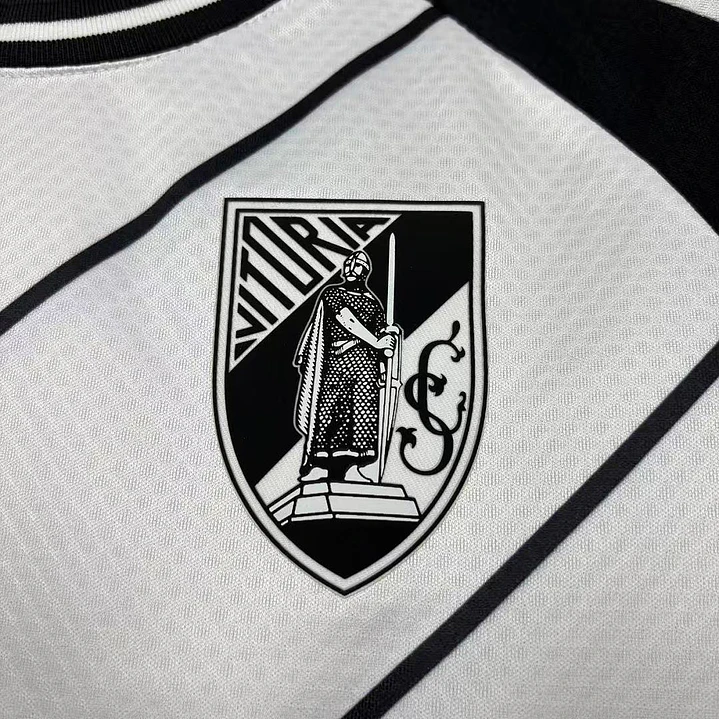 CAMISA VITÓRIA DE GUIMARÃES 26/27 - Branca e Preta 3