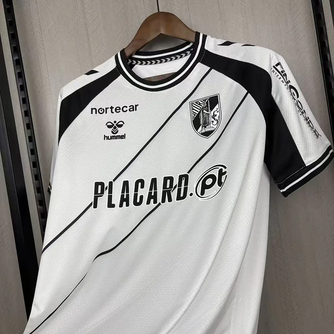 CAMISA VITÓRIA DE GUIMARÃES 26/27 - Branca e Preta 6
