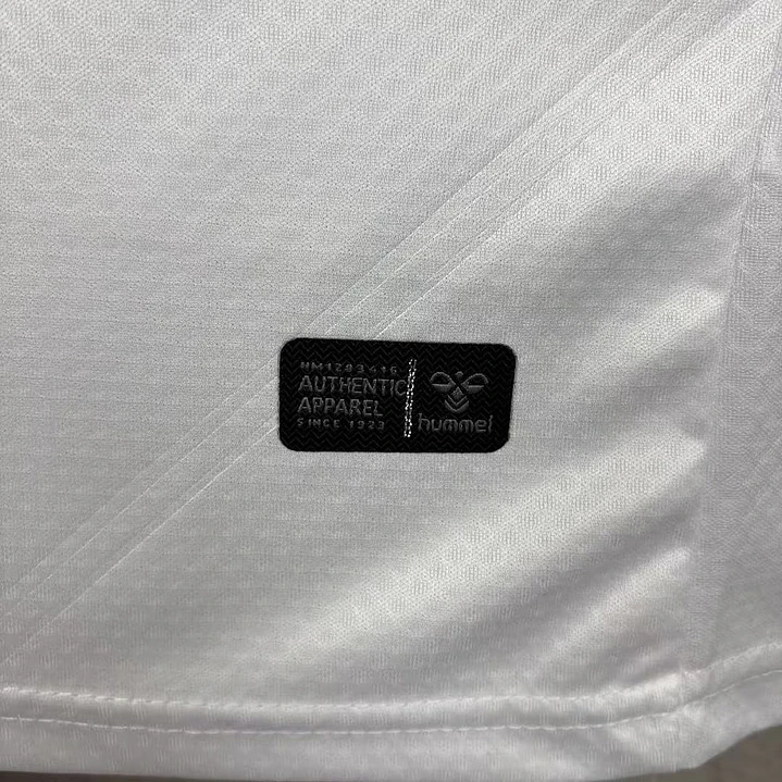 CAMISA VITÓRIA DE GUIMARÃES 26/27 - Branca e Preta 7