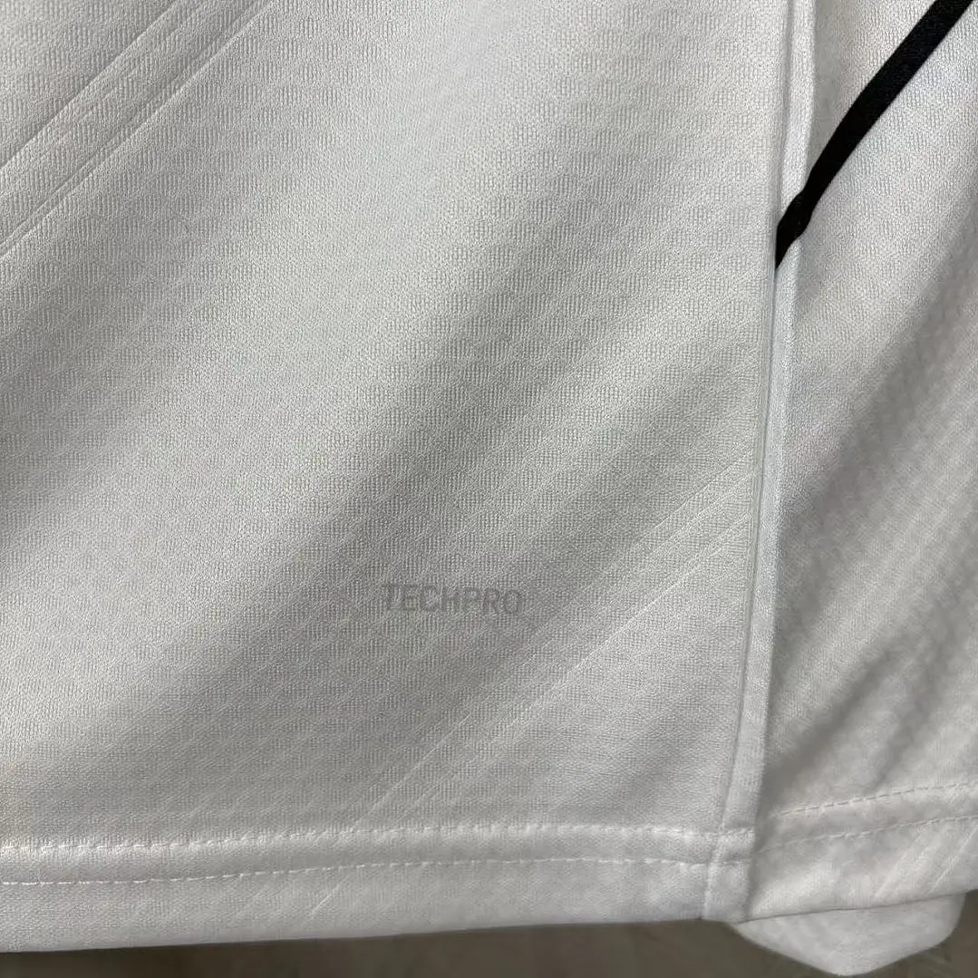 CAMISA VITÓRIA DE GUIMARÃES 26/27 - Branca e Preta 9