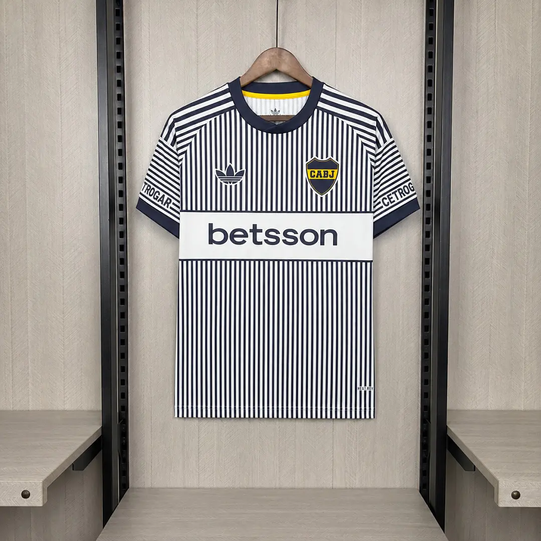 CAMISETA BOCA JUNIORS 26/27 EDIÇÃO ESPECIAL - Listrada Azul-Marinho 1