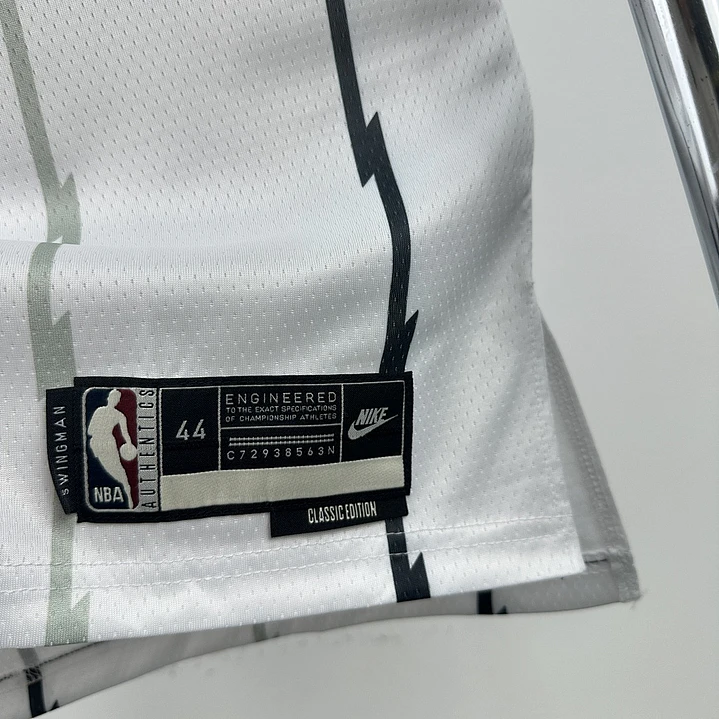 Camisa NBA Toronto Raptors Retrô Branca - McGrady Nº1 6