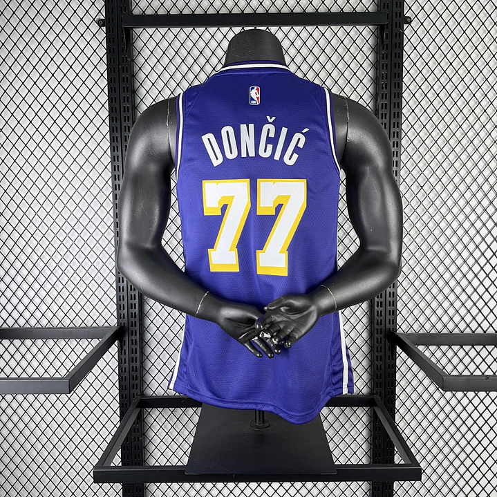 Camisa NBA Los Angeles Lakers Edição Jordan Statement - Doncic Nº77 3