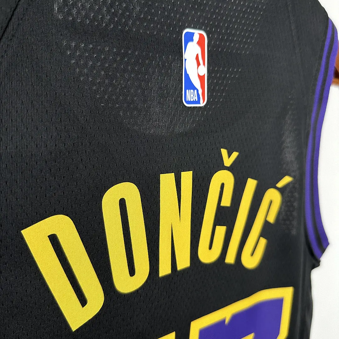 Camisa NBA Los Angeles Lakers Edição Cidade - Doncic Nº77 3