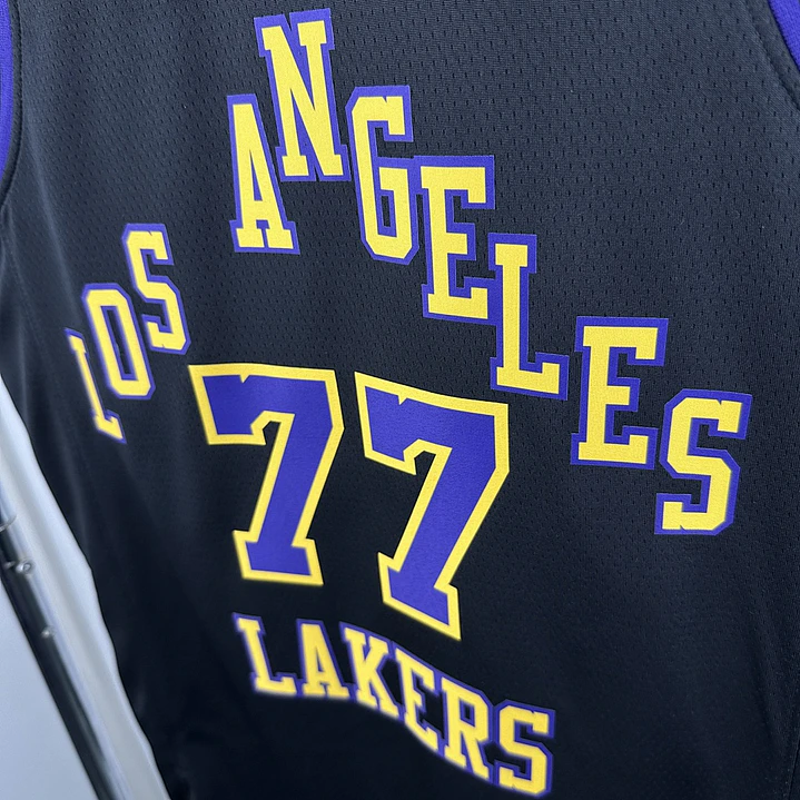 Camisa NBA Los Angeles Lakers Edição Cidade - Doncic Nº77 6